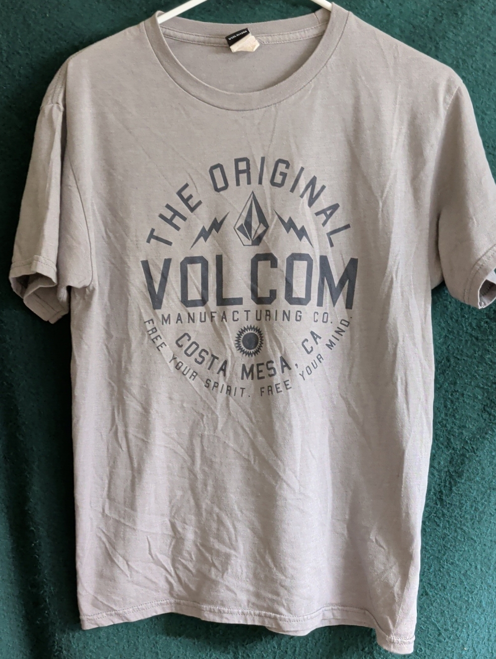 Volcom Men's Short-Sleeve Logo Tee in Light Gray-Taupe